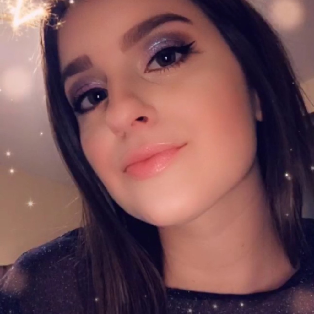 Meet your Posher, Brianna